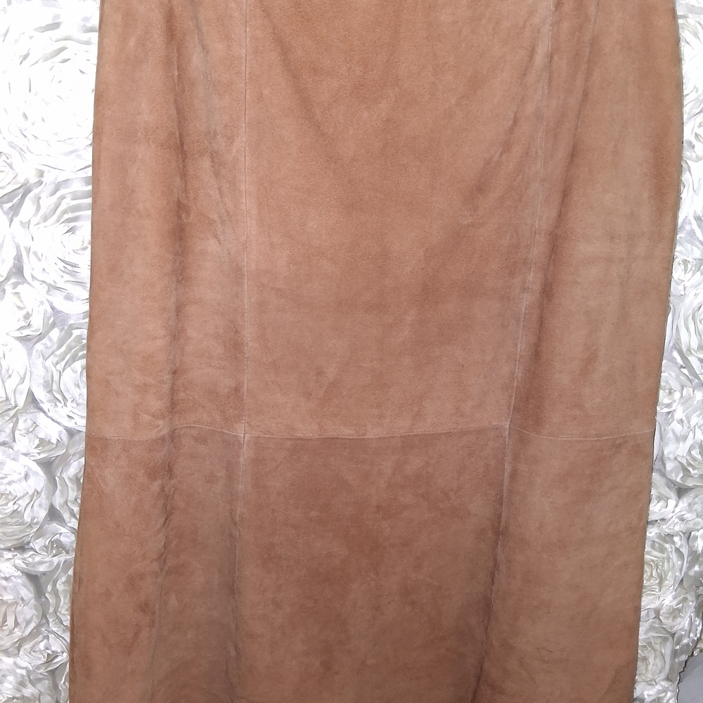 Dana Buchman Tan Suede Skirt - Picture 2 of 7